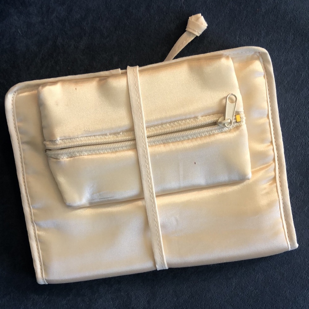 NWOT Vintage Oscar de la Renta Cosmetic Accessories Bag